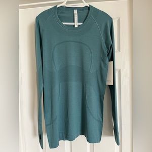 Lululemon Swiftly Tech L/S size 12 Women’s